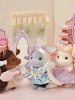 Les Amies Poney Et Leur Kit De Coiffure - SYLVANIAN FAMILIES Blanc - Sylvanian 12 Les Amies Poney Et Leur Kit De Coiffure - SYLVANIAN FAMILIES Blanc - Sylvanian -Périphériques Pour Enfants les amies poney et leur kit de coiffure sylvanian families 4