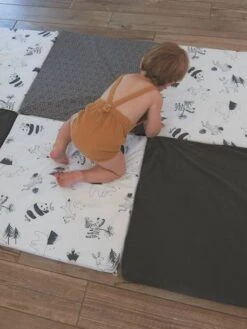 Tapis De Motricité XL Black And White Experience - CANDIDE Blanc - Candide 12 Tapis De Motricité XL Black And White Experience - CANDIDE Blanc - Candide -Périphériques Pour Enfants tapis de motricite xl black and white experience candide 4