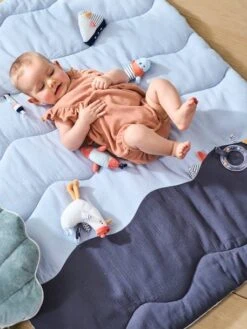 Tapis D'éveil Souple Sans Arche LEON SUR LE PONTON Bleu - Vertbaudet -Périphériques Pour Enfants tapis deveil souple sans arche leon sur le ponton 3